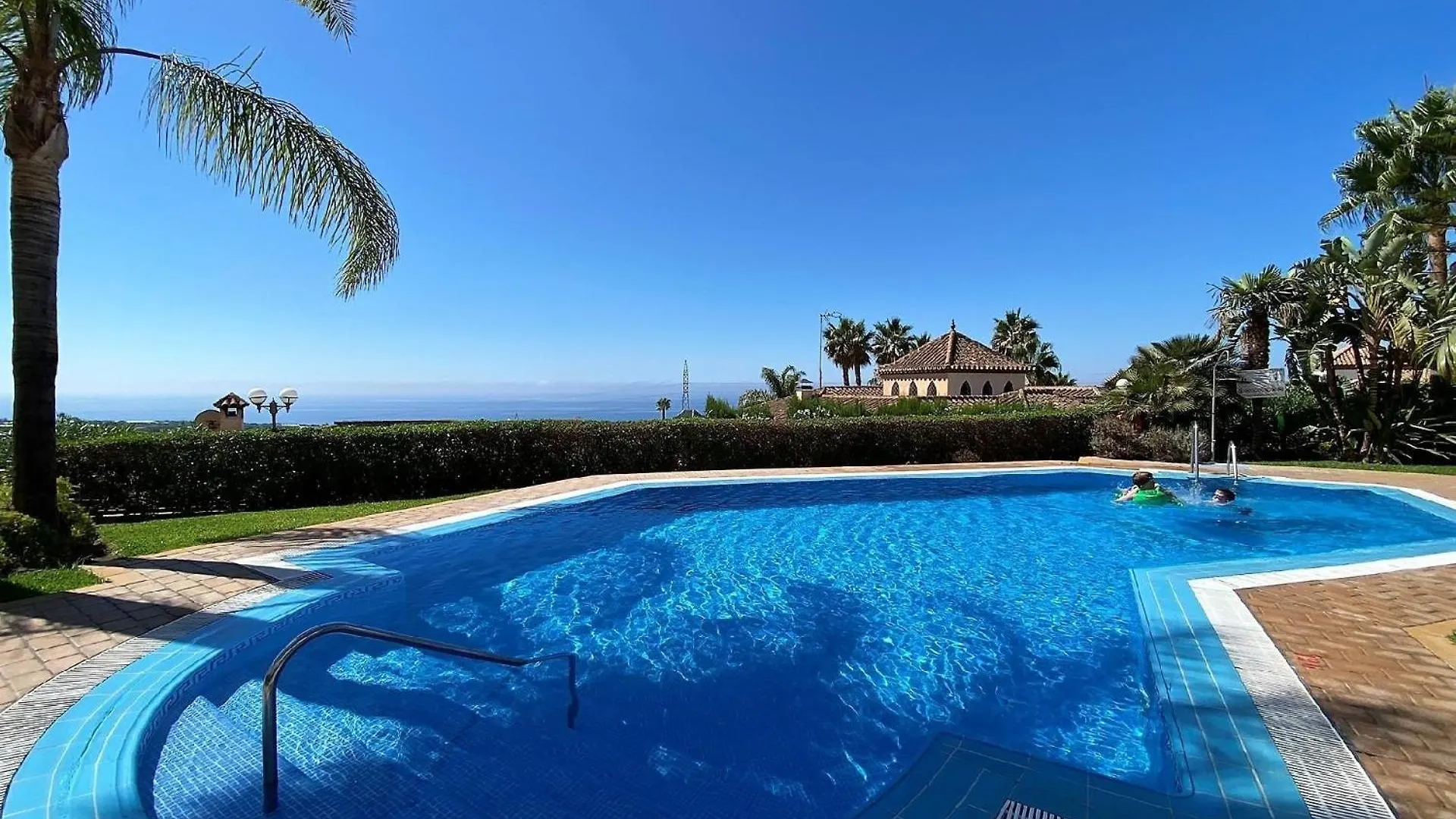 Ferienwohnung Fuer 6 Personen Ca 100 Qm In Nerja, Andalusien Costa Del Sol