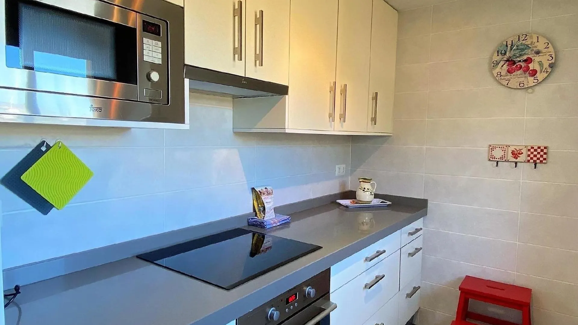 Ferienwohnung Fuer 6 Personen Ca 100 Qm In Nerja, Andalusien Costa Del Sol Nerja